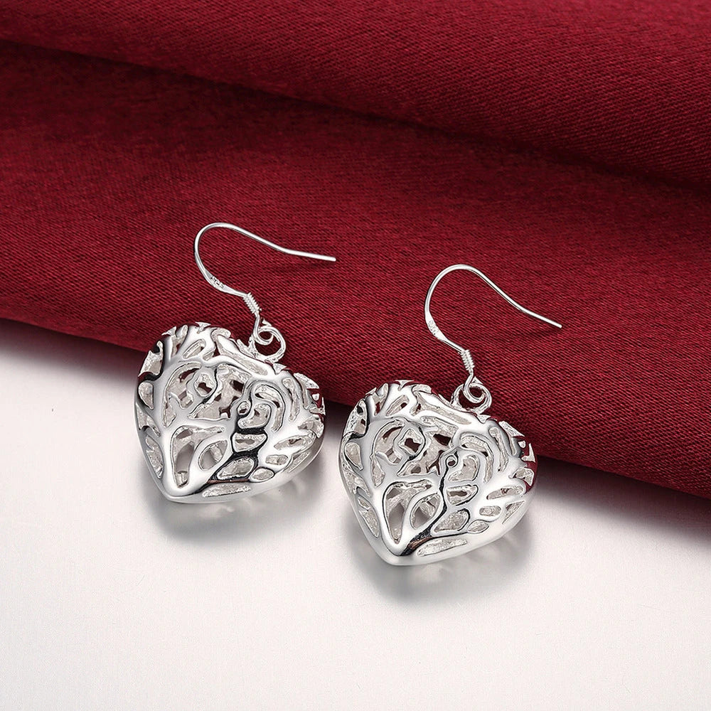 3D Heart-Shaped Jewelry Set in Fashion Silver Design