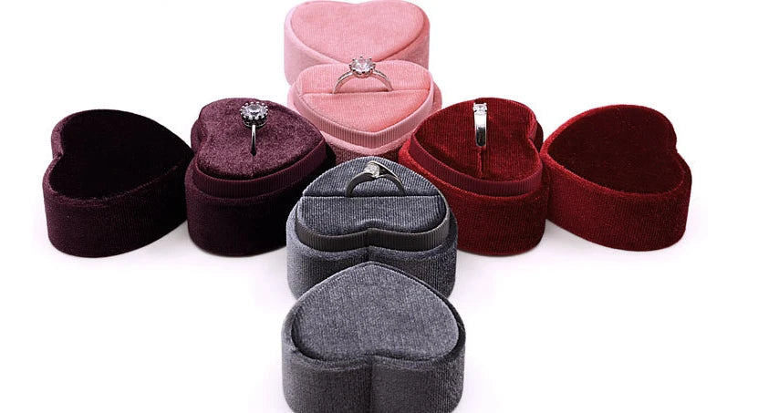 Red Heart Ring Stand with Velvet Jewelry Box (Single)