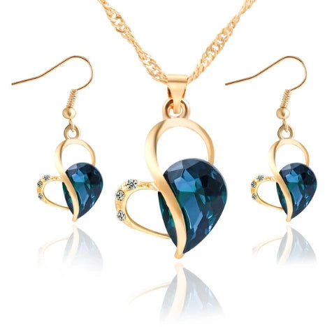 Heart-Shaped Pearl Jewelry Set with Water Drop Earrings