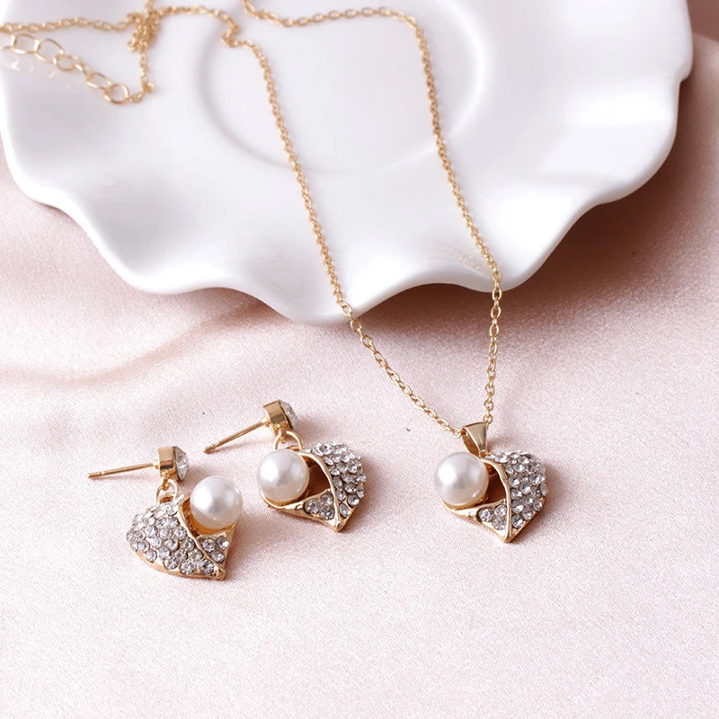 Heart Pearl Jewelry Set with Earrings and Necklace