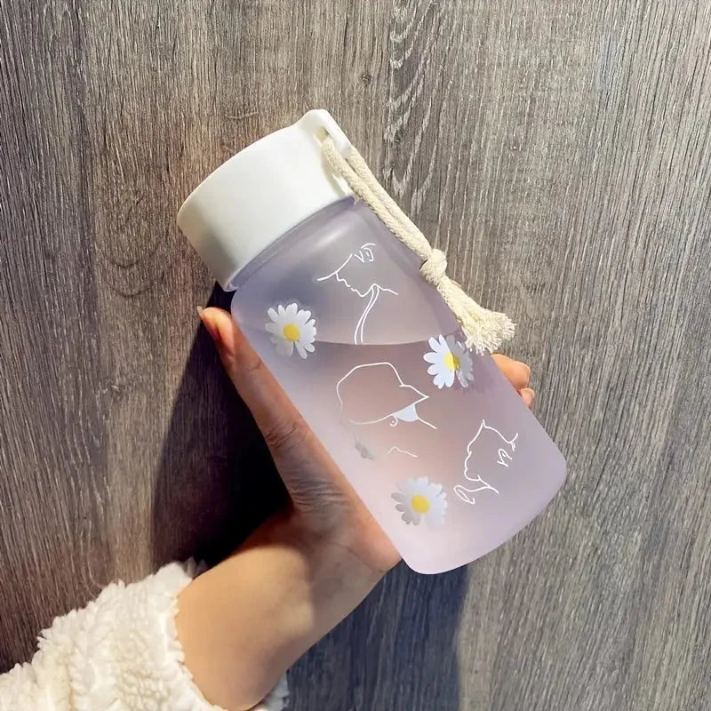 Frosted Daisy Plastic Cup